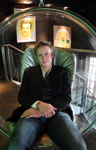 セカンドライフのローズデール氏「人のマネジメントより発明に興味」