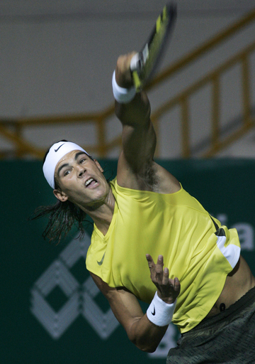 ＜男子テニス チェンナイオープン2007＞ナダル ラストーギを降し準々決勝へ - インド