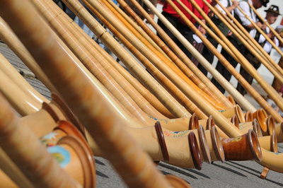 アルプスに響くホルンの音色、独で演奏会