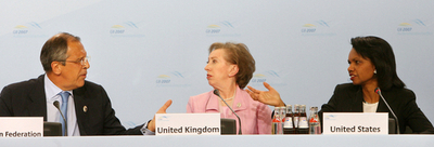 G8外相会合、米露の対立により不本意なまま閉幕