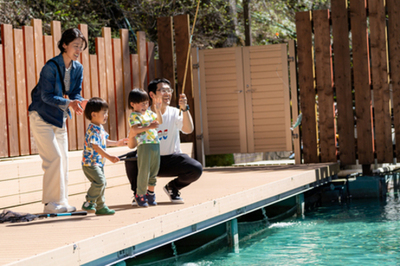 蓼科グランドホテル滝の湯 夏でも涼しい高原で楽しむ釣り体験｢蓼科フィッシングパーク｣営業スタート