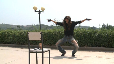 河北省の村に住むおじさん、フォロワーは30万 動画でブレークダンスの有名人