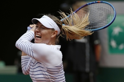 全仏オープン敗退のシャラポワ、気持ちはすでにウィンブルドンへ