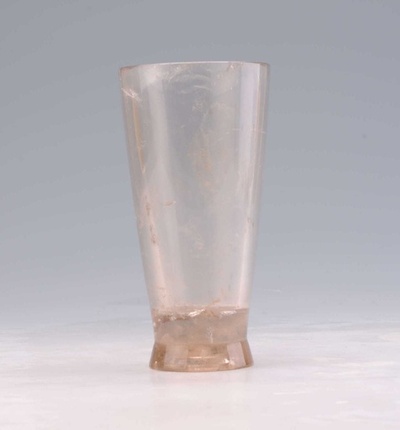 中国戦国時代の水晶グラス 最も「現代」を彷彿とさせる工芸品