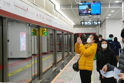 中国東北部初の海底トンネル地下鉄、無料試乗開始