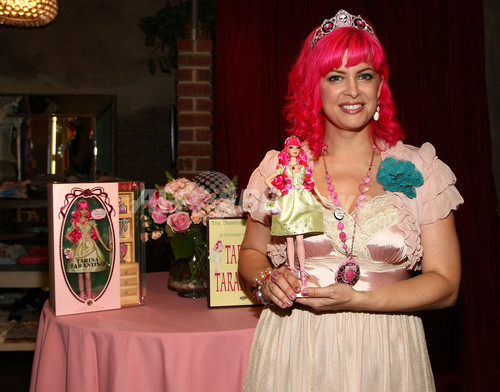 タリナ タランティーノとバービーがコラボ 写真8枚 ファッション ニュースならmode Press Powered By Afpbb News