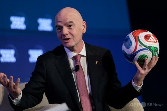 イランのW杯出場は「確実」とFIFA会長、「スポーツは政治の外にあるべき」