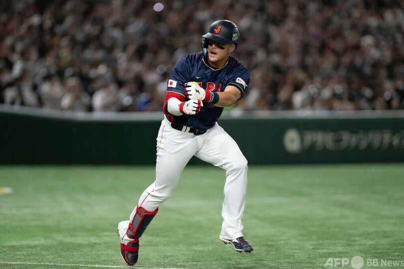 Japan fans pepper US-born Nootbaar with love at World Baseball Classic