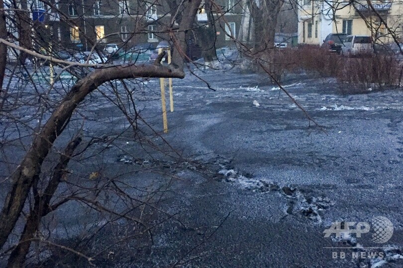 大気汚染で「黒い雪」、石炭処理工場を一時閉鎖 ロシア・シベリア