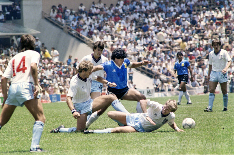 イングランドを倒したマラドーナの「神の手」―1986年W杯メキシコ大会
