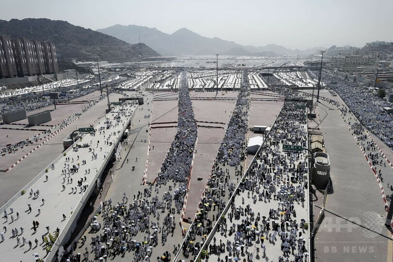 巡礼者圧死、サウジの安全対策に疑問符 「事故前から人々が失神」