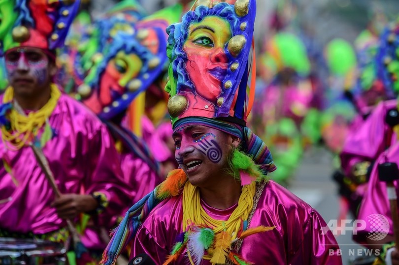 ユネスコ文化遺産のカーニバル 今年も華やかに開催 南米コロンビア 写真16枚 国際ニュース Afpbb News