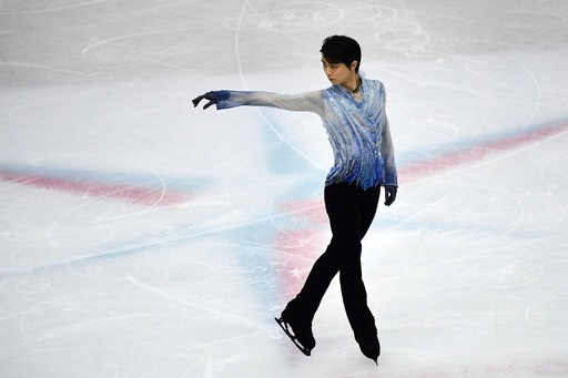 羽生はミス響きSP2位発進、王者チェンが大差で首位 GPファイナル