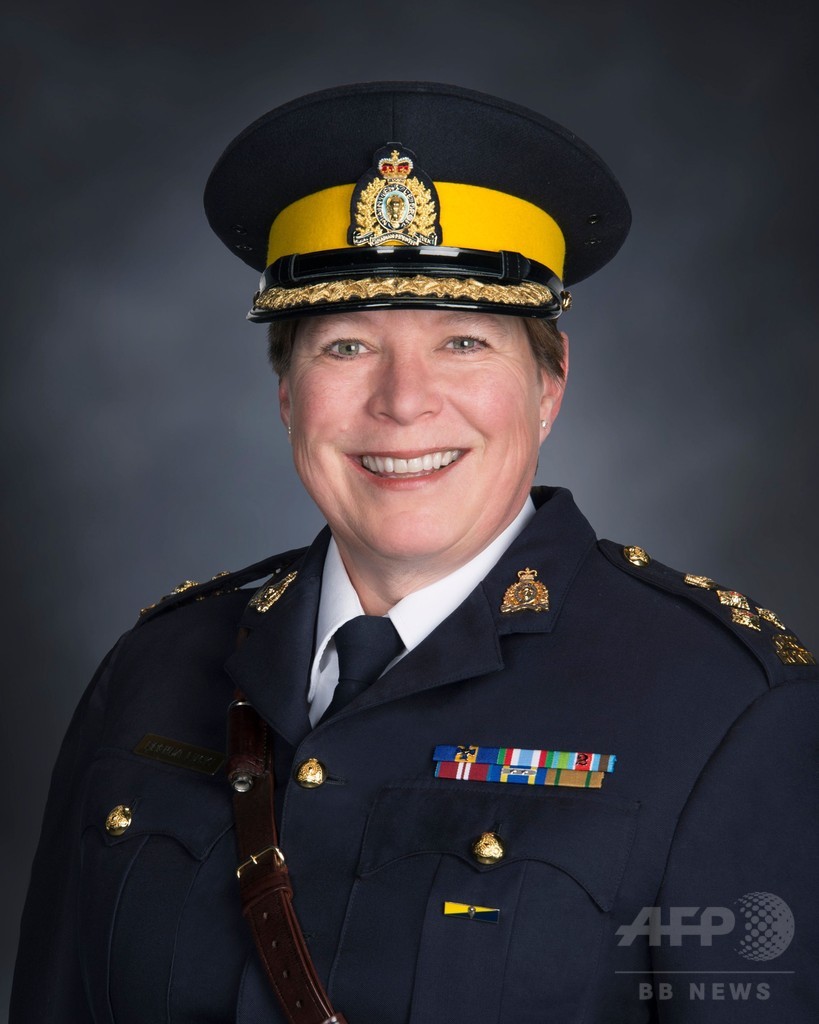 カナダ騎馬警察長官に初の女性 カナダ騎馬警察長官に初の女性