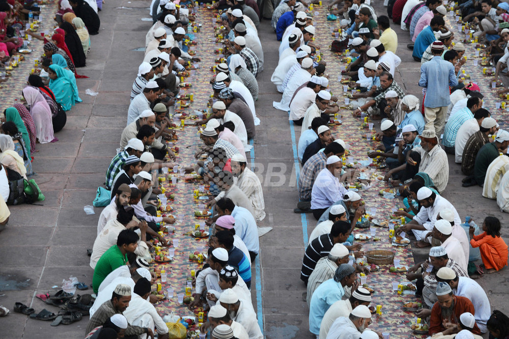 ラマダン終了、各地で断食明けの祝祭始まる 写真12枚 国際ニュース:AFPBB News