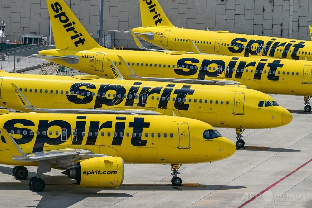 米スピリット航空が事業停止、各航空会社が救済に動く