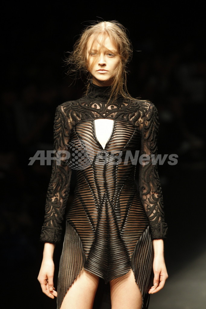 ＜13/14年秋冬東京コレクション＞クリスチャン・ダダ