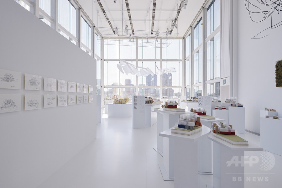 「フォンダシオン ルイ・ヴィトン 建築展」オープニングに著名人らが集結