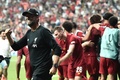 UEFAスーパーカップ、リバプール対チェルシー。勝利を喜ぶリバプールのユルゲン・クロップ監督（左、2019年8月14日撮影）。(c)OZAN KOSE / AFP