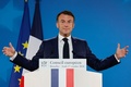 ベルギー・ブリュッセルで、欧州連合（EU）首脳会議後の記者会見に臨むフランスのエマニュエル・マクロン大統領（2024年10月17日撮影）。(c)Ludovic MARIN / AFP