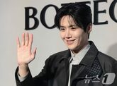 韓国俳優“ペーパーカンパニー疑惑”…事務所、法人廃業と納税完了を発表