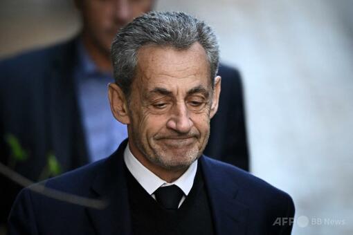 サルコジ仏元大統領が収監 最後まで「無実」訴え 写真4枚 国際ニュース
