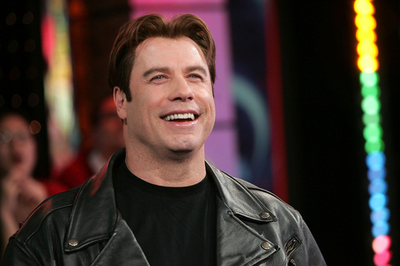 人気音楽情報番組「TRL」にジョン・トラヴォルタが出演 - 米国