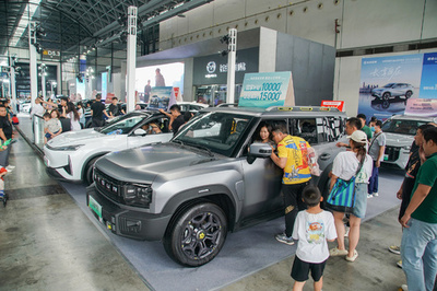 中国経済のトロイカ（消費、投資、輸出）、上半期の注目点