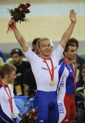 クリス・ホイ 自転車トラック・男子スプリントで金メダル