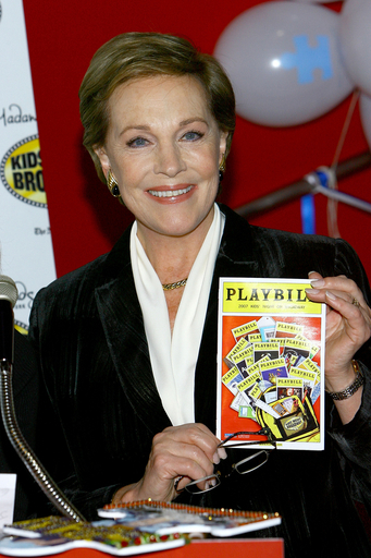 子供たちのためのブロードウェー・イベント開催 - 米国