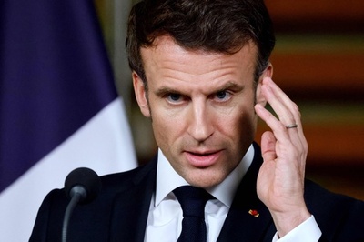 ウクライナへの戦闘機供与「排除せず」 仏大統領