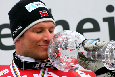 ＜06-07アルペンスキーW杯＞男子大回転、スビンダルが総合優勝を果たす - スイス