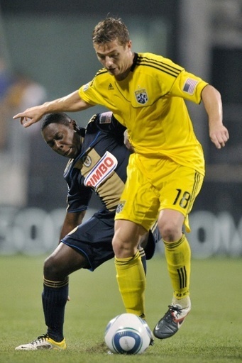 ゲイを告白した元選手、「サッカー界でのカミングアウトは不可能」