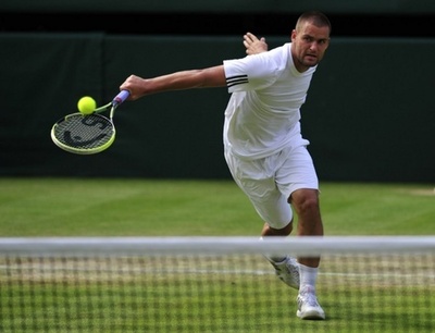 77年ぶりの英国人優勝に向けマレー前進、ウィンブルドン選手権