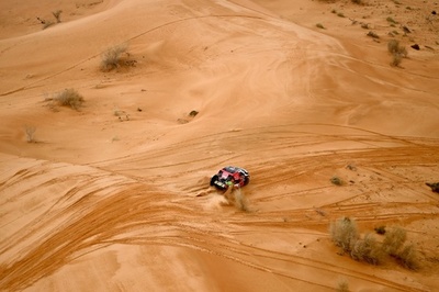 【今日のダカールラリー】地元勢のアルラジが第7S制覇