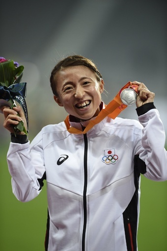 木崎が女子マラソンで銀メダル、アジア大会