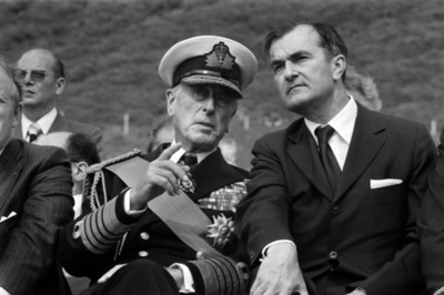 シン・フェイン党、IRAのマウントバッテン卿殺害を謝罪 フィリップ英殿下の叔父