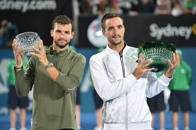 トロイキが逆転でディミトロフ破り連覇、アピア国際