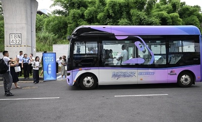 成都、初の自動運転バス路線を公開