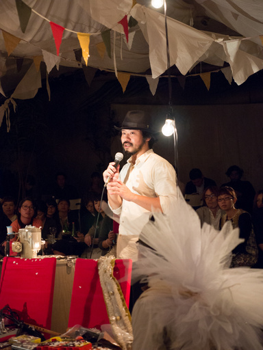 「スズキタカユキ」14年春夏コレクションを発表