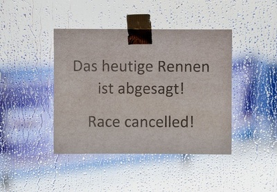 天候の影響でアルペンスキーW杯が中止に