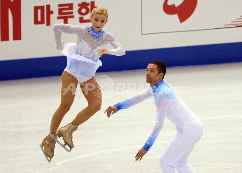 ボロソジャー/トランコフがペア首位発進、GPファイナル