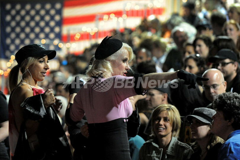女子の熱き闘い、ローラーダービー 米国