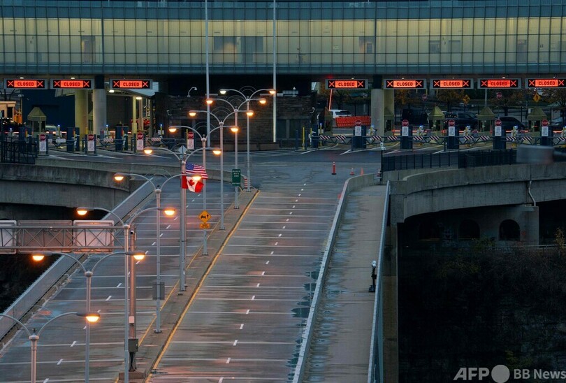 米加国境の橋で車爆発、2人死亡 当局は「テロ」否定