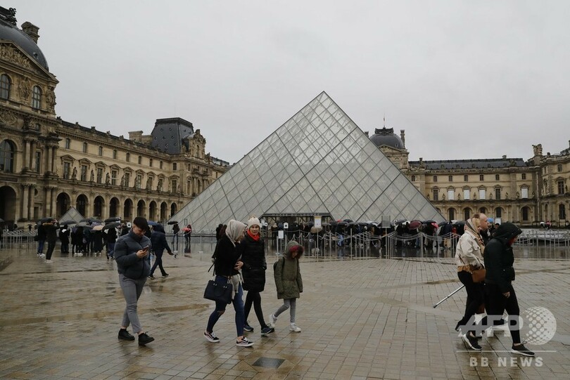 仏ルーブル美術館が休館 新型コロナ 欧州で感染拡大 写真3枚 国際ニュース Afpbb News