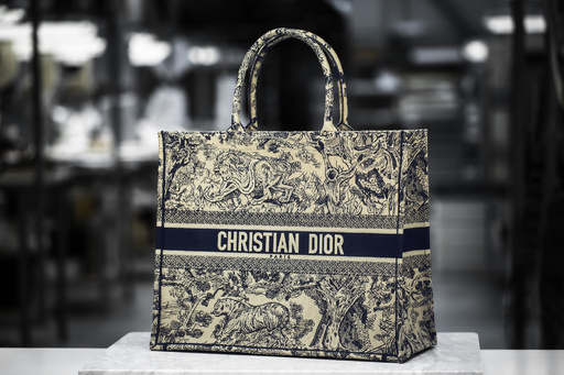 スカーフ付きCHRISTIAN DIOR トートバッグ トワル・ド・ジュイ柄 トワルドジュイ柄 トートバッグ スカーフ付き | LILIANA