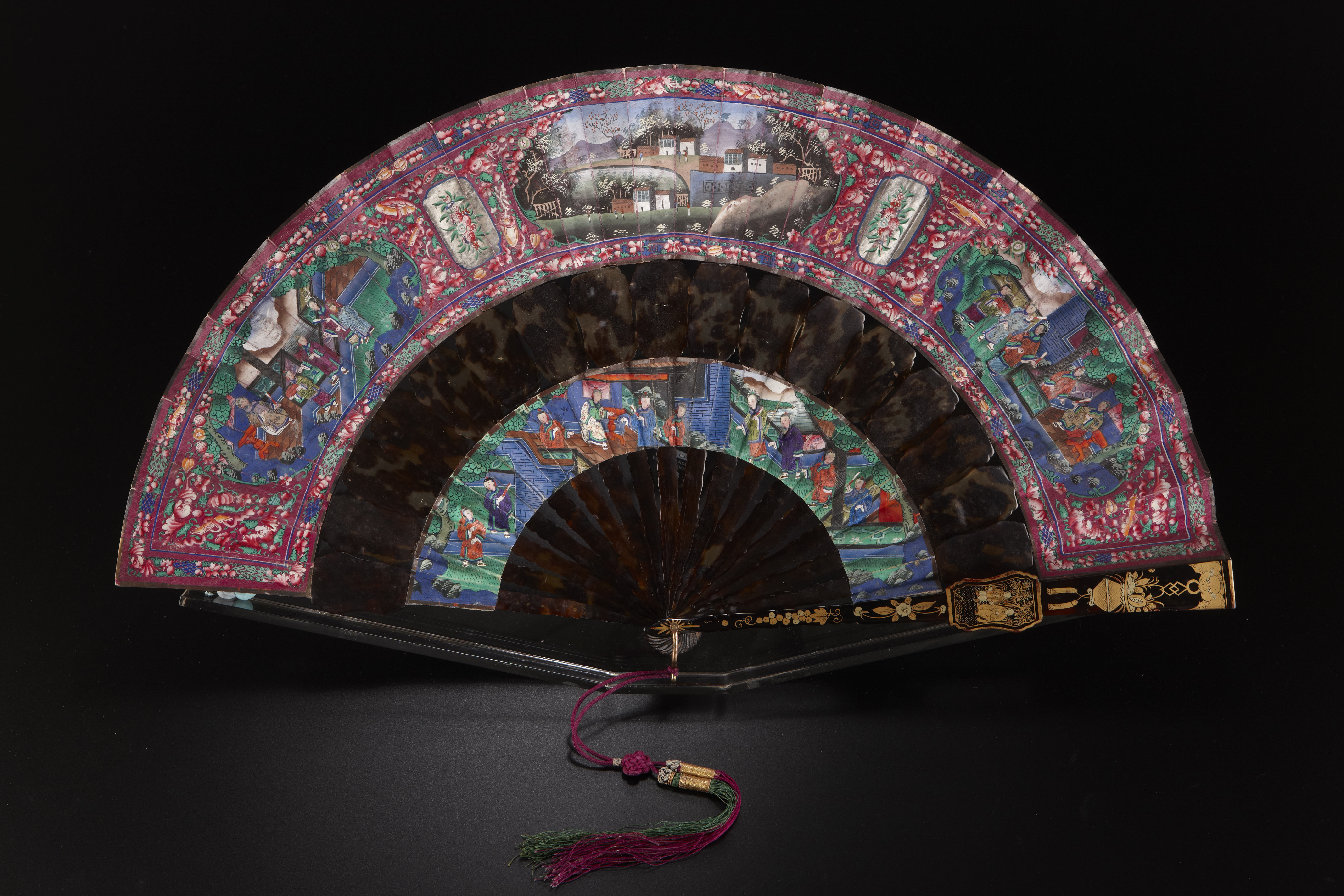 中国扇子　伝統的　大サイズ 18～19世紀の中国製扇子に見る伝統美 四川省成都市 写真6枚