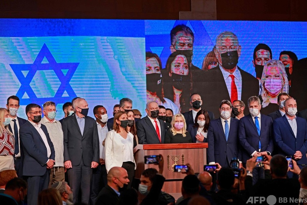 イスラエル総選挙、ネタニヤフ氏が勝利宣言も続投は不透明