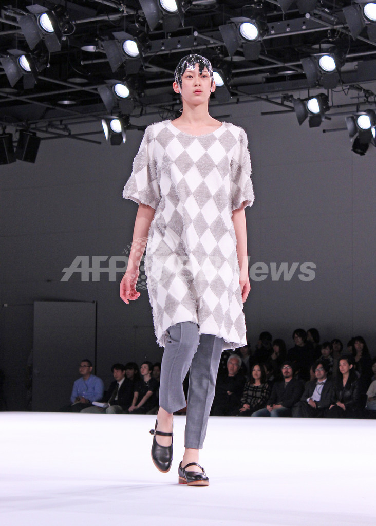 洋服にはない質感をテキスタイルで表現、「ミントデザインズ」新作発表