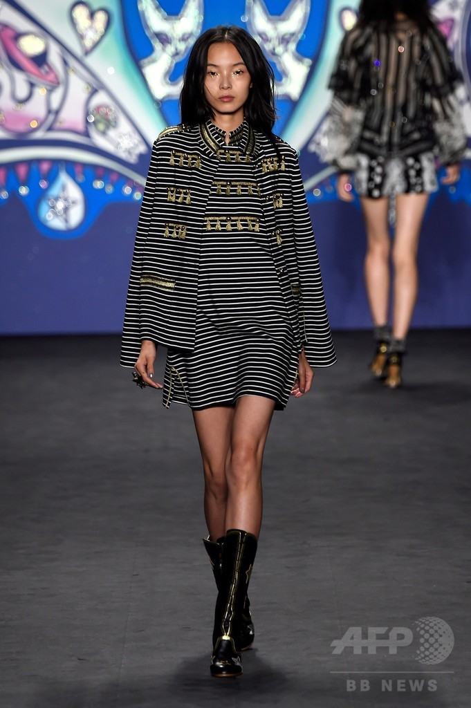 60年代ムード満載、「アナ・スイ」15年春夏